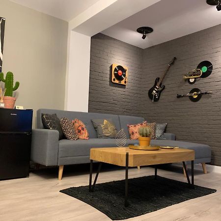 Best Apartment Scheia Suceava Luaran gambar
