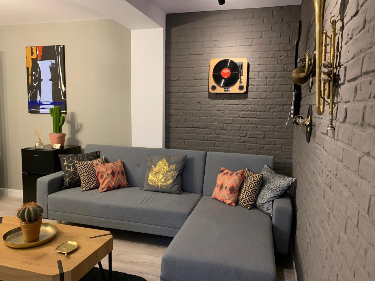 Best Apartment Scheia Suceava Luaran gambar