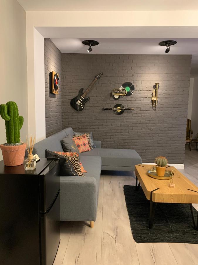 Best Apartment Scheia Suceava Luaran gambar