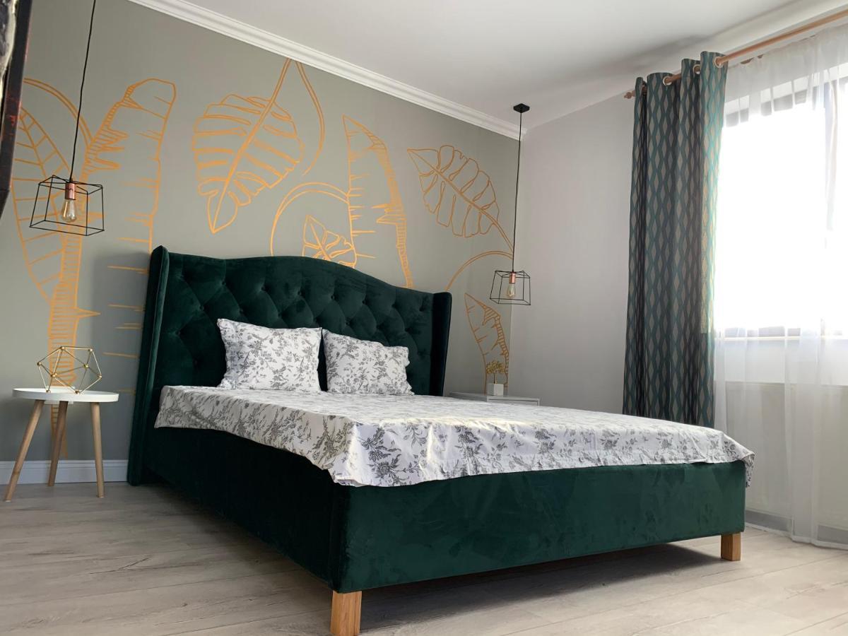 Best Apartment Scheia Suceava Luaran gambar